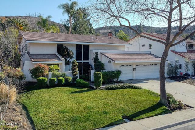 1568 Aspenwall Road, Westlake Village CA: https://media.crmls.org/mediaz/e21d7059-42f8-4b22-9854-0701319cc170.jpg