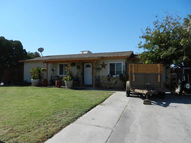 82129 Crest Avenue, Indio CA: https://media.crmls.org/mediaz/e21e22e6-d97c-42b4-b55a-48f615f8d3df.jpg