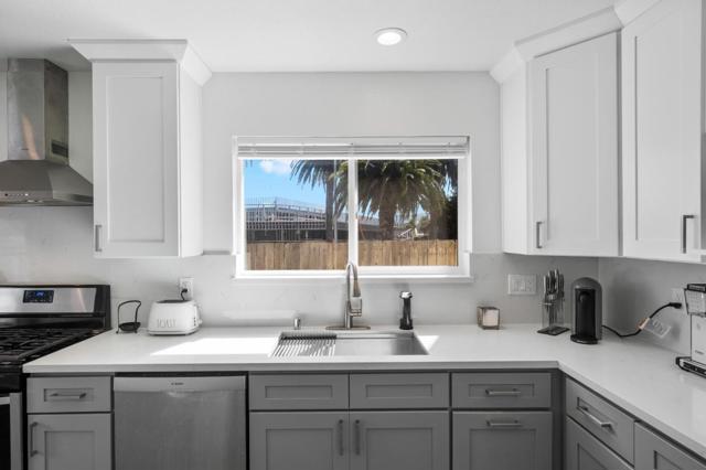 719 Circle Court, South San Francisco CA: https://media.crmls.org/mediaz/e21ea227-3c71-43f2-bee9-43532c8dc7af.jpg