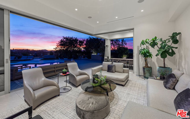 2630 EDEN Place, Beverly Hills CA: https://media.crmls.org/mediaz/e21ed9be-4fa1-4540-a96d-a962cb2d3b69.jpg