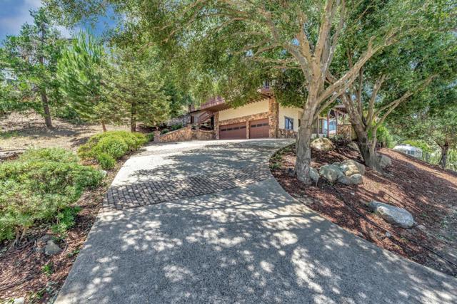 17255 Holiday Drive, Morgan Hill CA: https://media.crmls.org/mediaz/e21f269d-6d9b-4d0d-9fed-ec318fe5b078.jpg