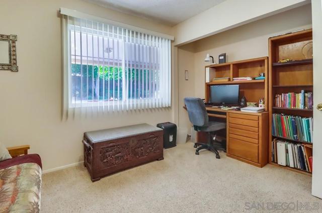 1 bedroom downstairs-ideal for in-law!