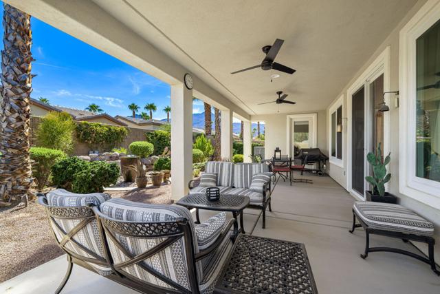 81497 Golden Poppy Way, La Quinta CA: https://media.crmls.org/mediaz/e21f6a17-f1bb-4f77-a74f-558f61f83c8b.jpg