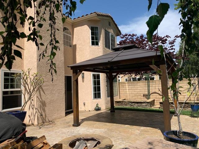 2176 Eastridge Loop, Oxnard CA: https://media.crmls.org/mediaz/e21fa233-f712-4c8d-8fbd-778879d37360.jpg
