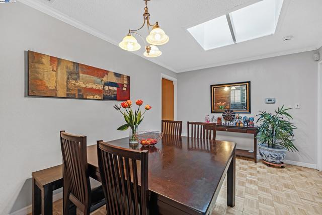39672 Blacow Rd, Fremont CA: https://media.crmls.org/mediaz/e21fb178-12b9-43d1-b8b5-f0f11aabfc03.jpg