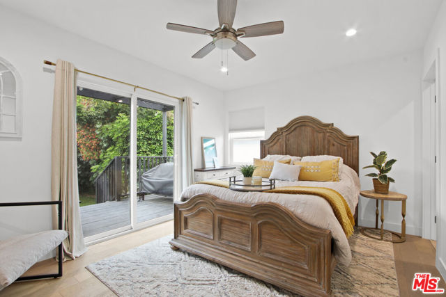 4130 Mclaughlin Avenue, Culver City CA: https://media.crmls.org/mediaz/e22012d6-b766-47fd-8c0e-e3f49ebfca2d.jpg