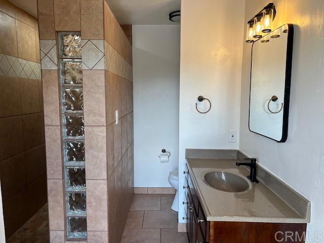 9946 Nutby Lane, Escondido CA: https://media.crmls.org/mediaz/e221128a-d123-42f0-a0c0-8fa0a4343bfa.jpg