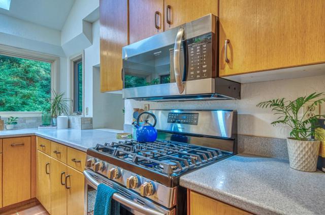 9013 Rhodes Avenue, Aptos CA: https://media.crmls.org/mediaz/e22122d4-3276-47ee-bafd-b2ca4d3d7f19.jpg