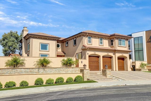 36 Coronado Pointe, Laguna Niguel CA: https://media.crmls.org/mediaz/e224722b-7ce0-4bf9-961e-584b242cc5b7.jpg