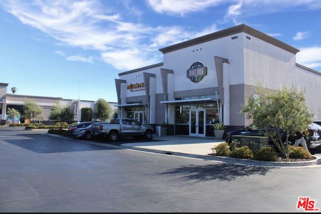 Image 3 of 9 For 1420 Redondo Beach Blvd