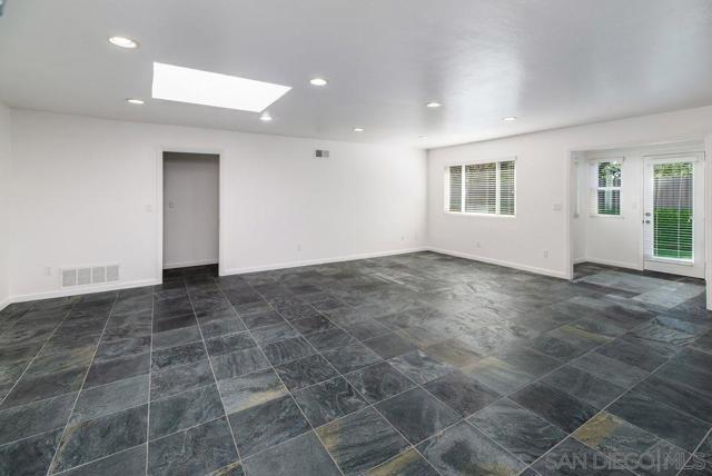 8686 Cliffridge Ave., La Jolla CA: https://media.crmls.org/mediaz/e2257a0e-4f54-4872-8104-cff08d428af4.jpg