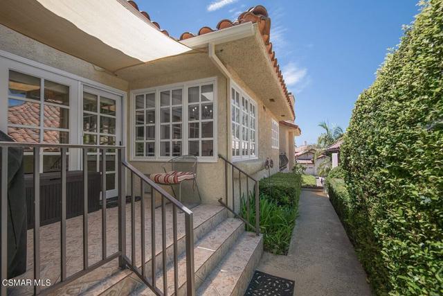 4655-pine-valley-pl-dining-room-4-patio