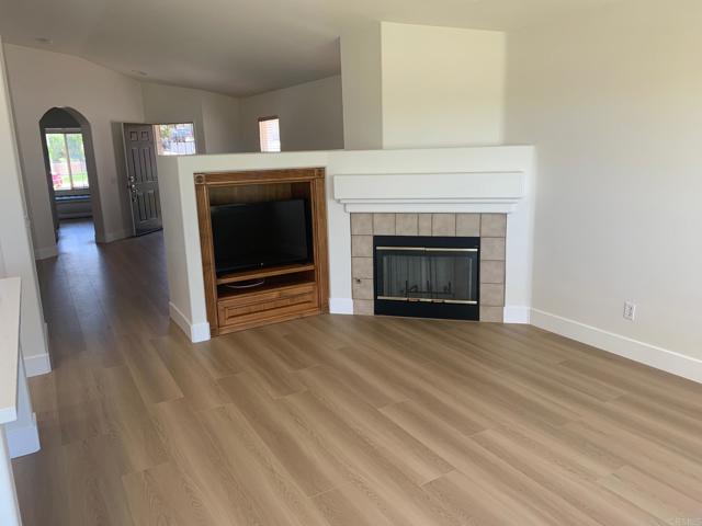 Detail Gallery Image 8 of 19 For 44647 Brentwood Place, Temecula,  CA 92592 - 3 Beds | 2 Baths