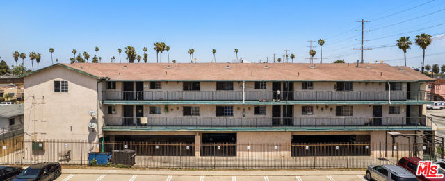 8307 S Figueroa Street, Los Angeles CA: https://media.crmls.org/mediaz/e22799b0-c554-4865-a66d-162bfde62f7d.jpg