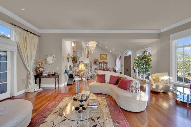 8451 Goldenrod Circle, Gilroy CA: https://media.crmls.org/mediaz/e227c45b-a9d9-492e-b215-0e9e5ec832ac.jpg