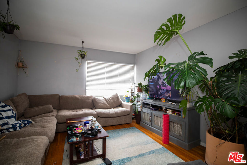 MLS #25547229 img 22