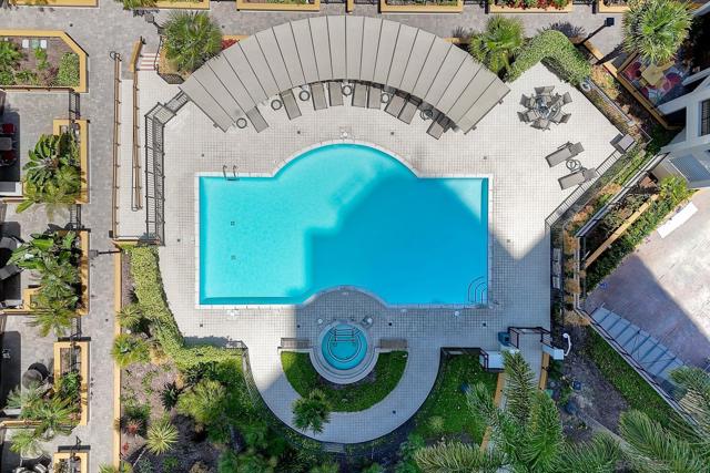 700 W Harbor Dr, San Diego CA: https://media.crmls.org/mediaz/e228b90b-8d70-4254-ae95-d3cb03c709a7.jpg
