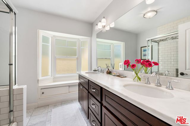 4223 Wilkinson Avenue, Studio City CA: https://media.crmls.org/mediaz/e2294356-2213-4756-ba52-0475a8ed47cb.jpg