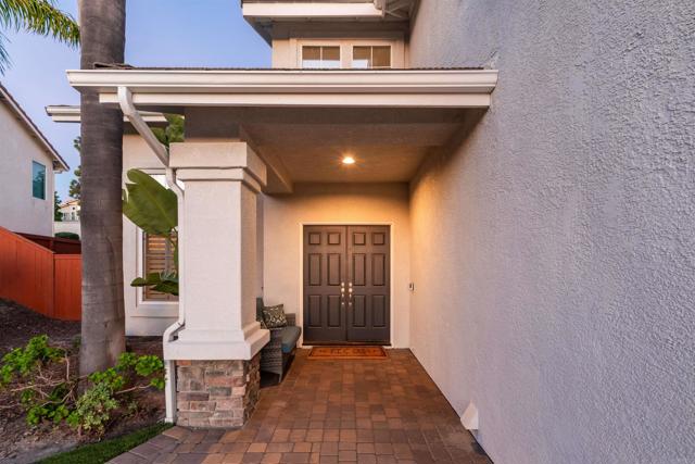 Detail Gallery Image 5 of 51 For 5162 Berryessa St, Oceanside,  CA 92056 - 5 Beds | 3 Baths