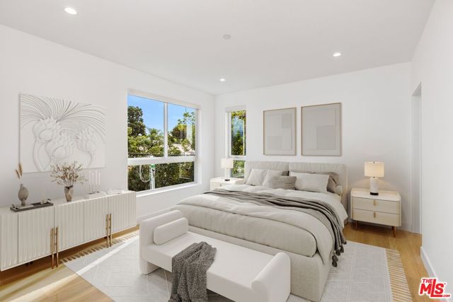 1616 S Sycamore Avenue, Los Angeles CA: https://media.crmls.org/mediaz/e229fbaf-3efb-4242-a082-2981e3a657de.jpg