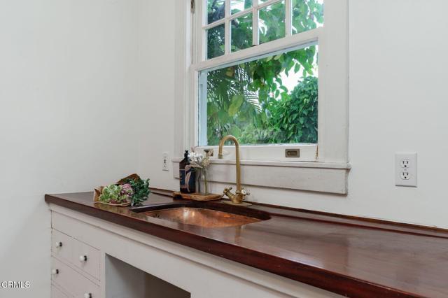 Detail Gallery Image 16 of 75 For 10047 Blackburn Rd, Ventura,  CA 93004 - 4 Beds | 4 Baths