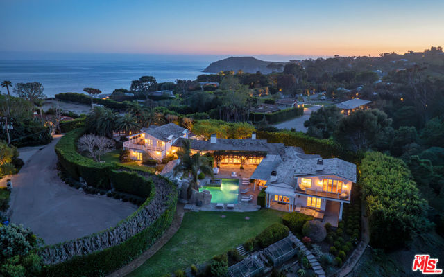 28823 Cliffside Drive, Malibu, California 90265, 6 Bedrooms Bedrooms, ,5 BathroomsBathrooms,Single Family Residence,For Sale,Cliffside,24385023