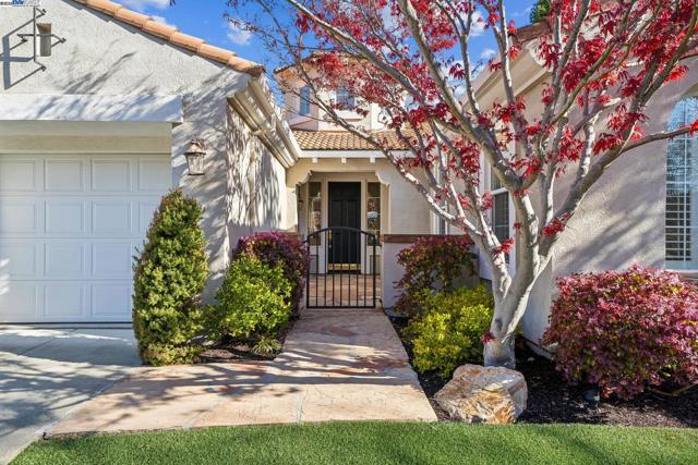 1221 Culet Ranch Rd, Danville CA: https://media.crmls.org/mediaz/e22a79e7-7e6a-4a96-8202-80e15d036504.jpg