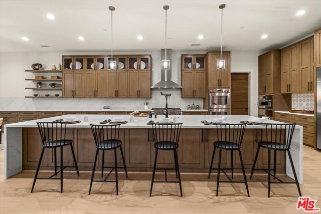 2082 Las Canoas Road, Santa Barbara CA: https://media.crmls.org/mediaz/e22ada4c-f767-437d-837a-e7b59cd49e44.jpg
