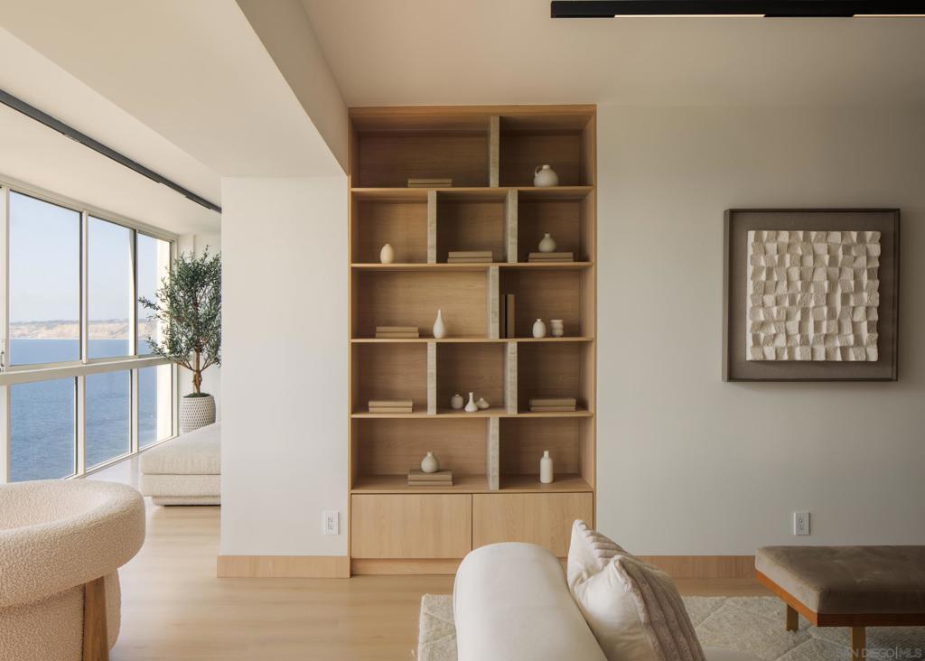 939 Coast - photo 8