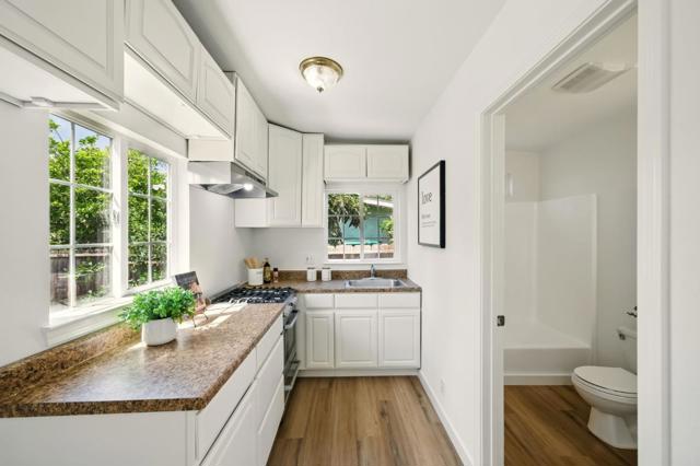 27239 Dunbar Place, Hayward CA: https://media.crmls.org/mediaz/e22b8807-f216-449e-9bf8-7ec4addd7e8e.jpg