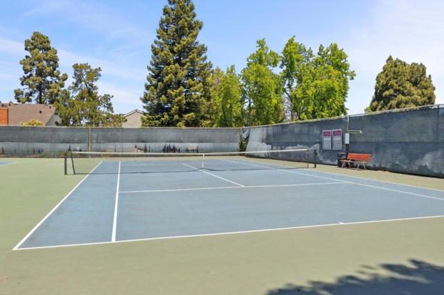 10892 Northfield Square, Cupertino CA: https://media.crmls.org/mediaz/e22b9f23-2ba7-47e9-b921-a0541409153f.jpg