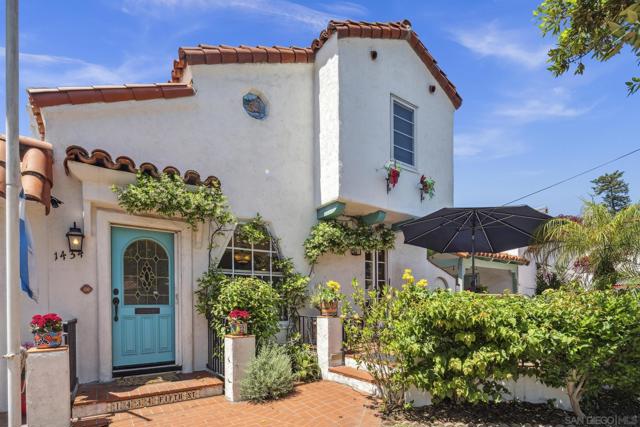 1434 5th Street, Coronado CA: https://media.crmls.org/mediaz/e22c19da-eaf7-4294-94f5-822b47a80102.jpg