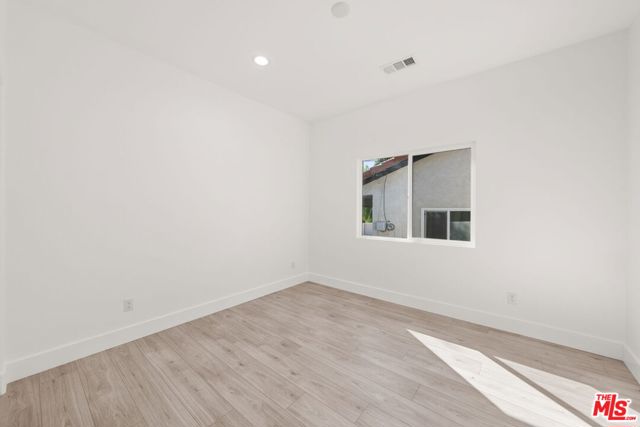 20280 Newton Street, Corona CA: https://media.crmls.org/mediaz/e22db73b-6690-4a4f-9b5b-c38fc2397d08.jpg