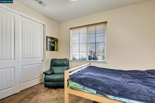 4007 Oak Knoll St, Antioch CA: https://media.crmls.org/mediaz/e22e0373-b0e5-477c-8dec-cf6c884ec577.jpg