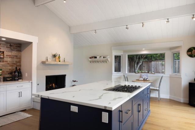 8044 Poplar Lane, Carmel CA: https://media.crmls.org/mediaz/e22e5e6c-fef6-4600-aac1-8c33a8b74a40.jpg