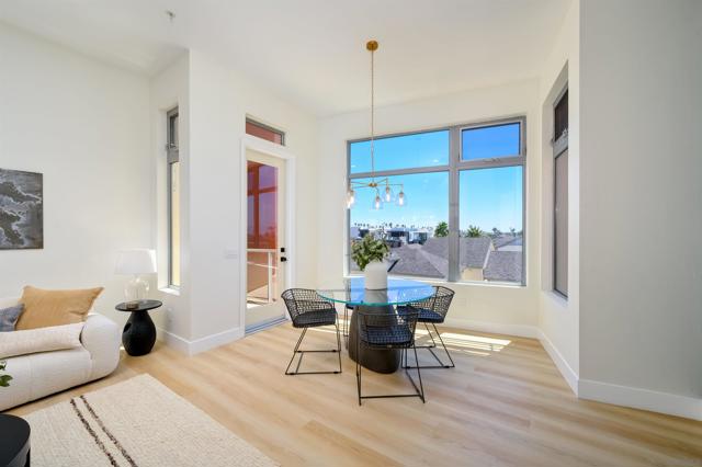 495 S Cleveland St, Oceanside CA: https://media.crmls.org/mediaz/e22f1ef7-8aeb-4f17-823f-ec9ee5191e2f.jpg