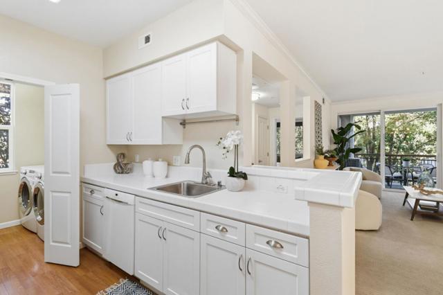 1982 W Bayshore Road, East Palo Alto CA: https://media.crmls.org/mediaz/e22fc3de-fd98-48b6-bf9e-2b029b8859e6.jpg