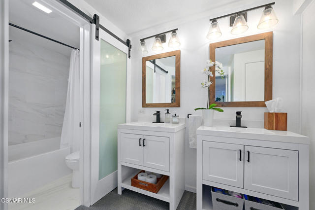 24145 Del Monte Drive, Valencia CA: https://media.crmls.org/mediaz/e230805b-03e8-42db-931f-8386af278636.jpg