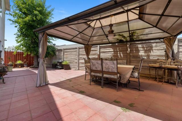 1415 Stoney Creek Road, Paso Robles CA: https://media.crmls.org/mediaz/e230af5e-5c66-453e-856b-8da56dbc38e6.jpg