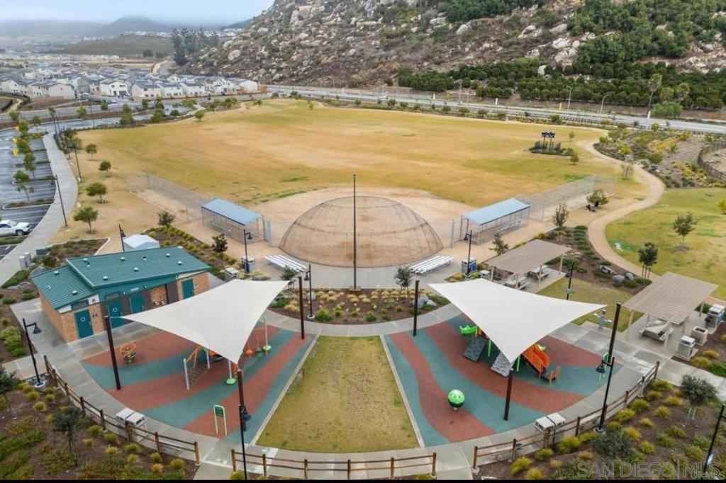 MLS #250029425SD img 41