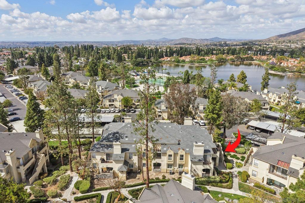 2077 Lakeridge Circle #104