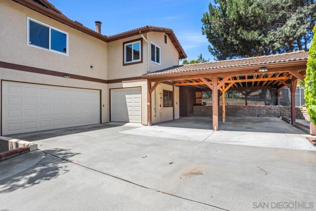 14210 Tierra Bonita Road, Poway CA: https://media.crmls.org/mediaz/e231e32b-3ee0-438c-b3cb-76c5611287e9.jpg