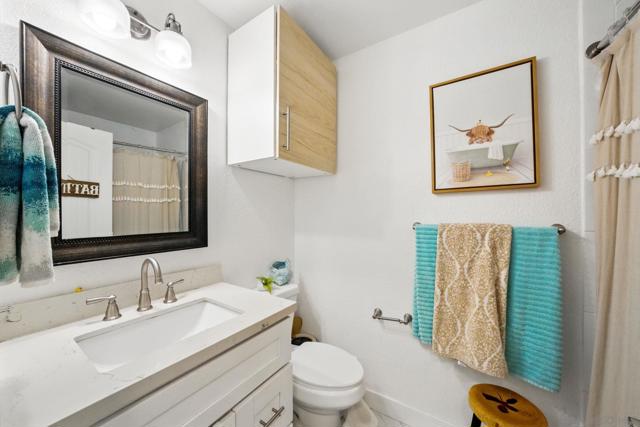514 18 W 10th Ave, Escondido CA: https://media.crmls.org/mediaz/e231ed85-9beb-412c-8725-f7ea87fcc615.jpg