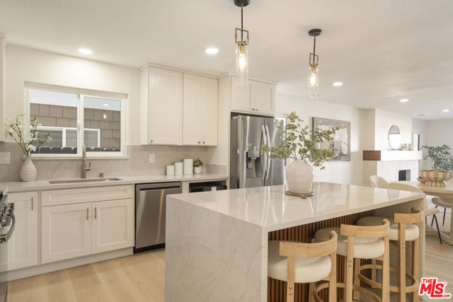 1747 Wollacott Street, Redondo Beach, California 90278, 3 Bedrooms Bedrooms, 0 ,3 BathroomsBathrooms,Residential,For Sale,Wollacott,0,26855783