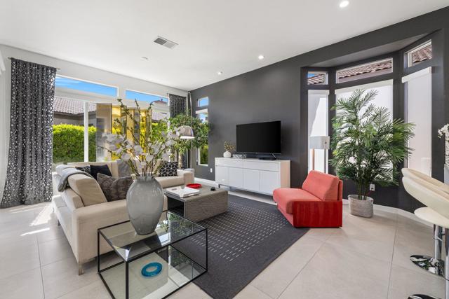 44718 Alexandria Vale, Indio CA: https://media.crmls.org/mediaz/e23342f8-b67a-43cb-b054-7e66f12226be.jpg