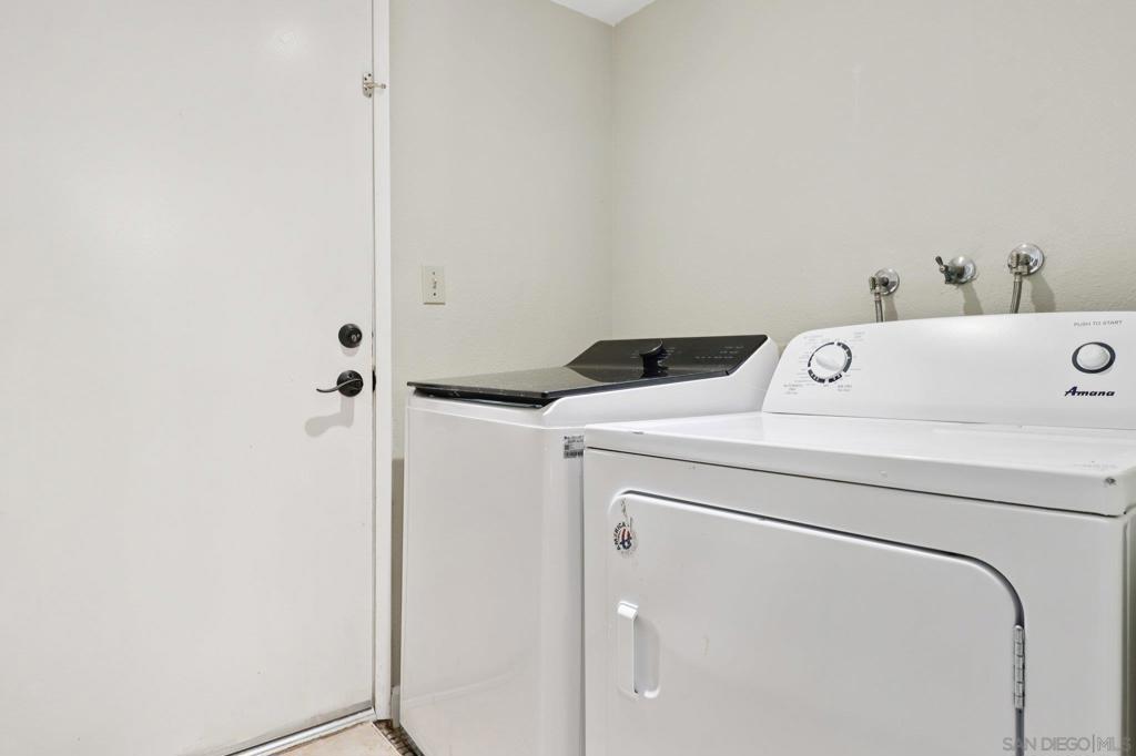 MLS #250035843SD img 48