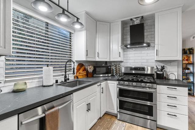2146 Penasquitas Drive, Aptos CA: https://media.crmls.org/mediaz/e2345b4d-178c-4543-887a-917720f25bad.jpg