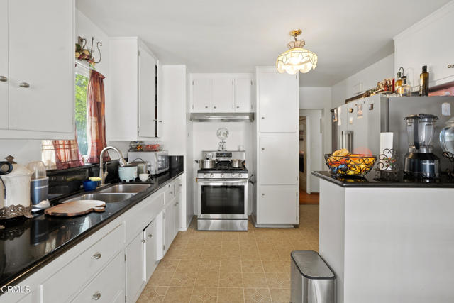 Detail Gallery Image 16 of 37 For 16 20 S Santa Anita Ave, Arcadia,  CA 91006 - – Beds | – Baths