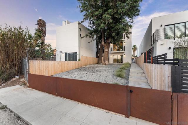 3653 Wilson Ave, San Diego CA: https://media.crmls.org/mediaz/e235a87e-fe99-4d11-96b1-568fbd130a8a.jpg