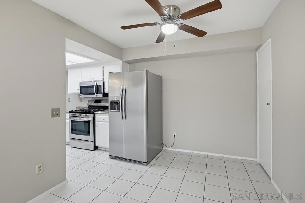 9439 Fairgrove Ln - photo 12